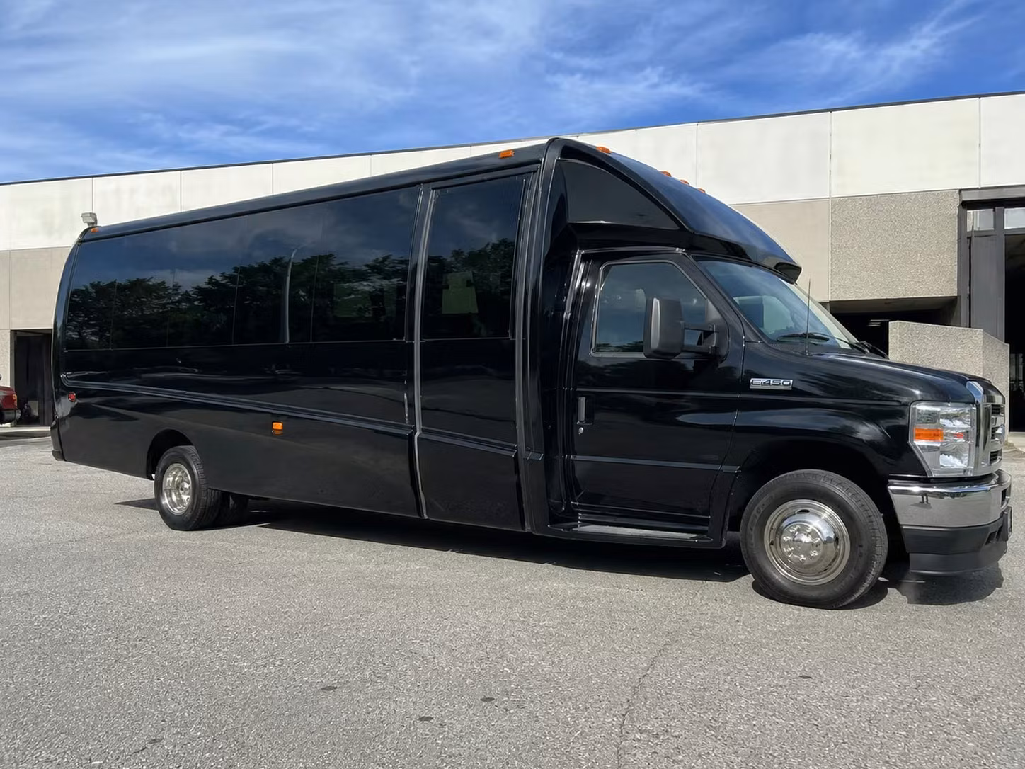 18 passenger minibus